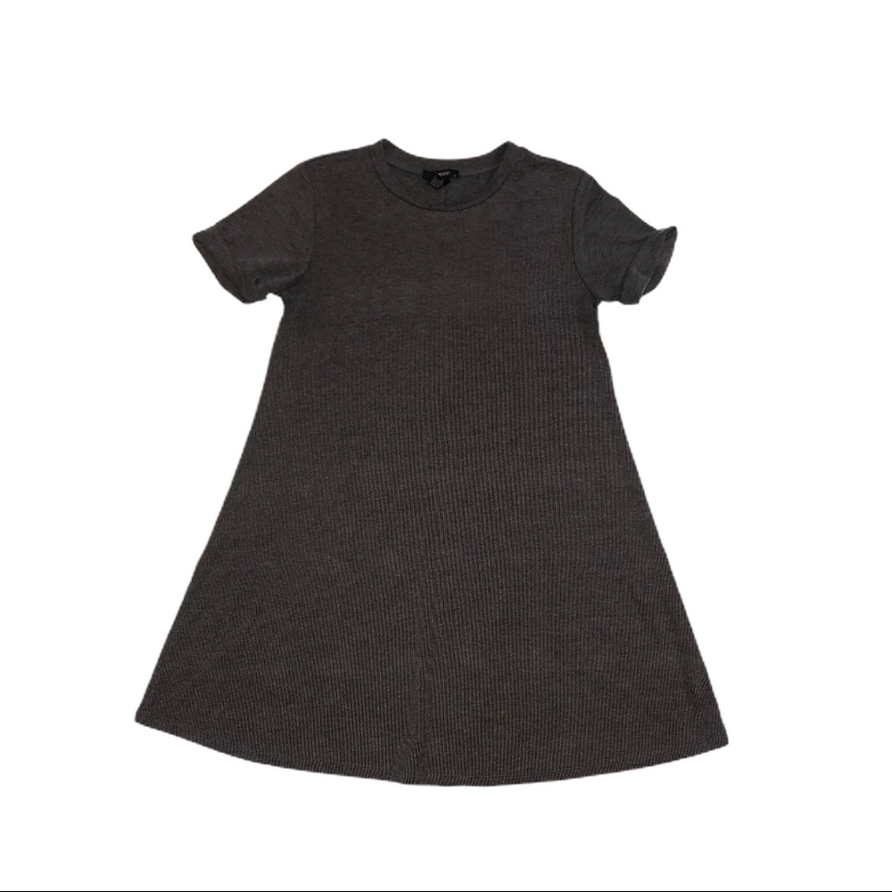 Forever 21 Gray T-Shirt Dress Size: Small